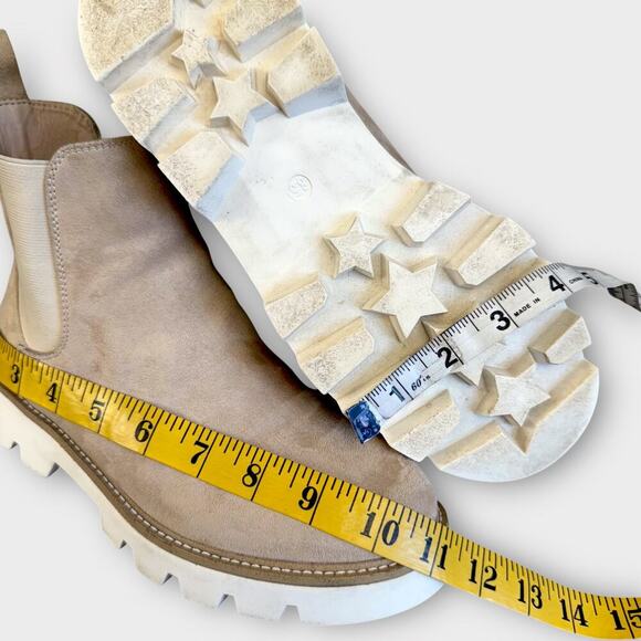 Chinese Laundry Suede Chelsea Booties Chunky Lug Sole Pullon Size 8.5 Cream - Picture 12 of 13